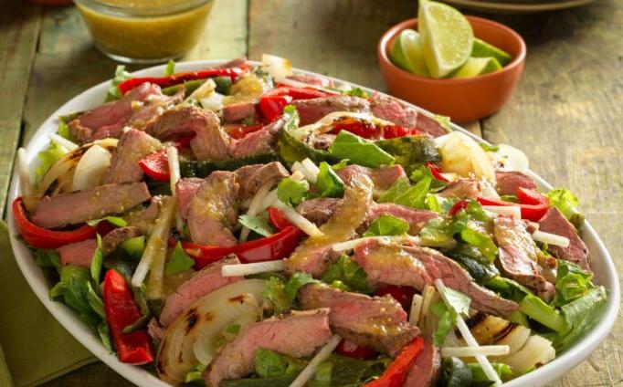 Beef Fajita Salad with Salsa Verde